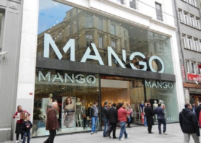 Mango turkey. Манго Турция магазин. Mangoв Турции на Истекляль. Street Outlet. Бутик айкос в Стамбуле адрес Таксим.