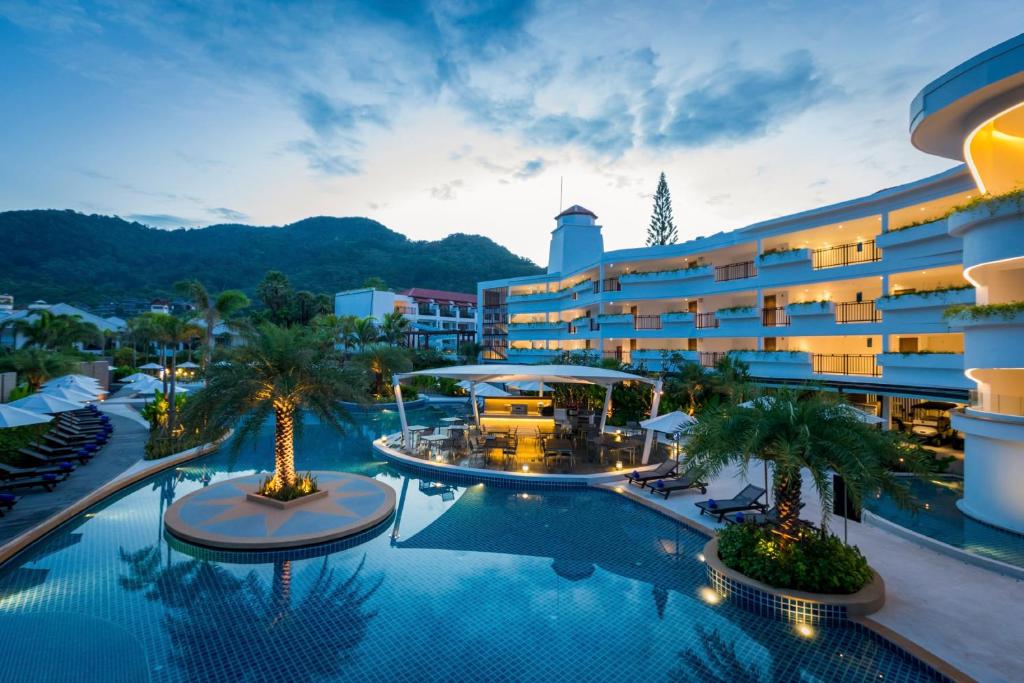 Holiday Inn Resort Phuket Karon Beach by IHG