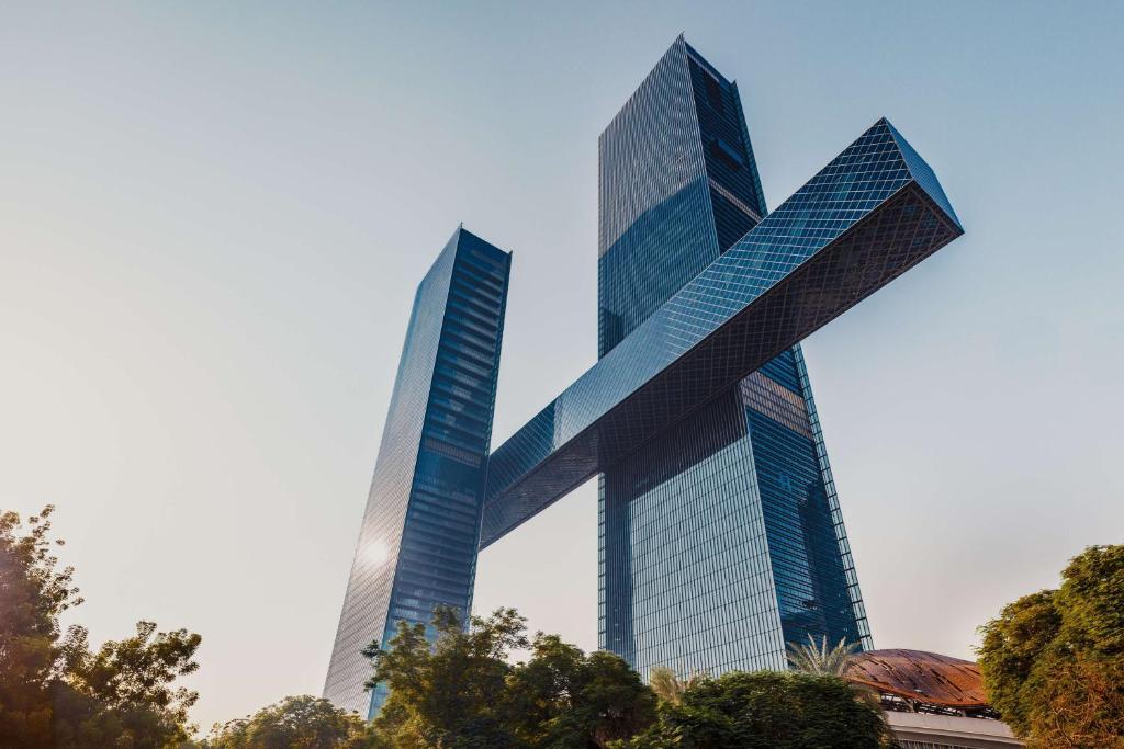 one&only one zaabeel