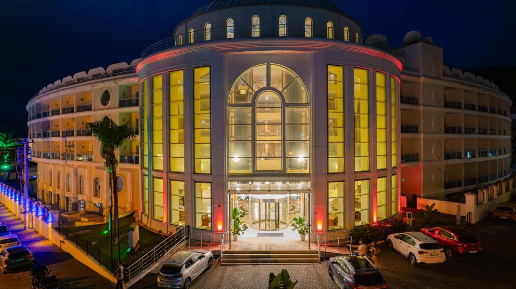 Pineta Park Deluxe Hotel