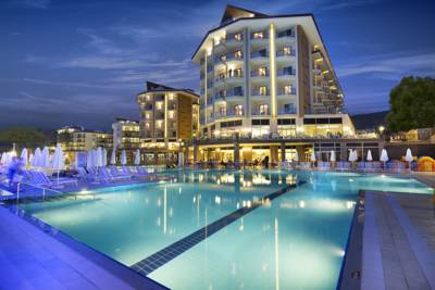 Ramada Resort Kusadasi & Golf