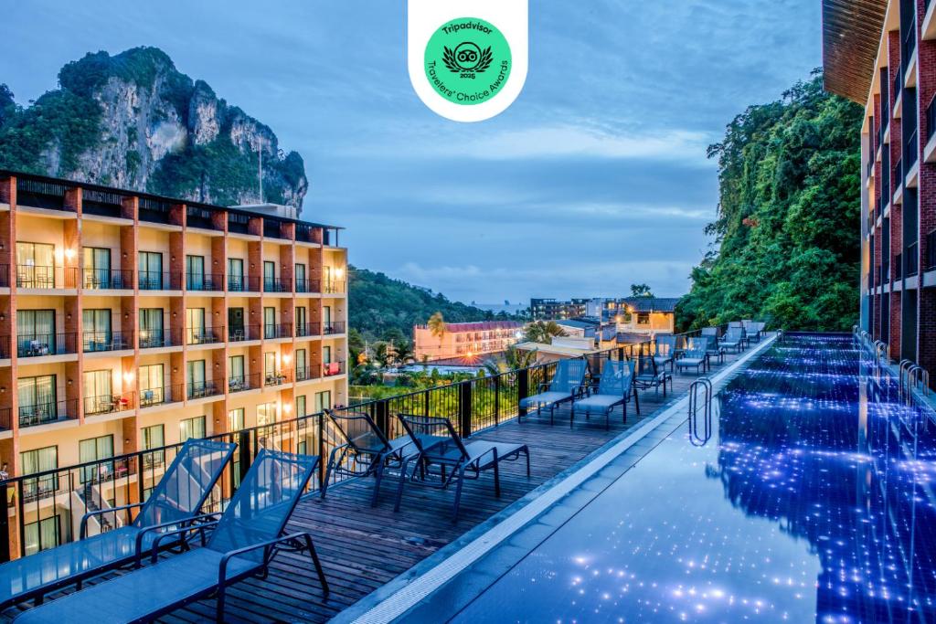 Sugar Marina Hotel CLIFFHANGER Aonang