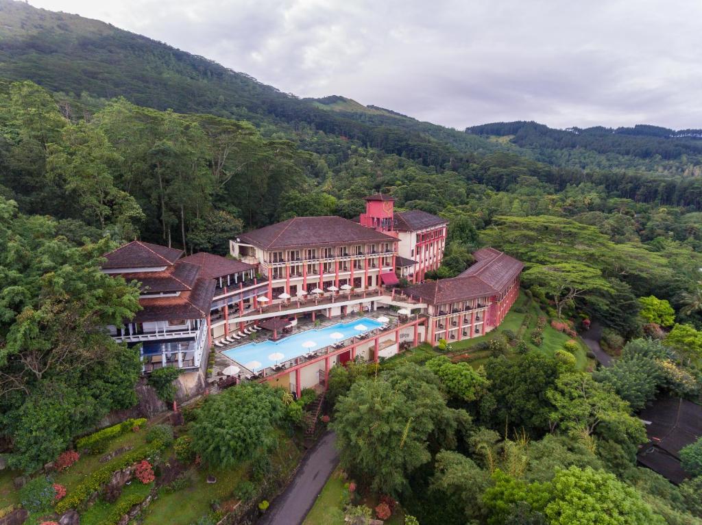 هتل Amaya Hills Kandy